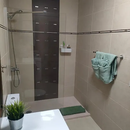 Vega Apartment *